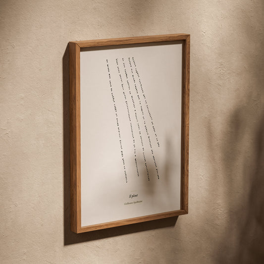 Il Pleut - Apollinaire - Affiche Calligramme Poésie, affiche dans un cadre en chêne posé de biais sur un mur texturé