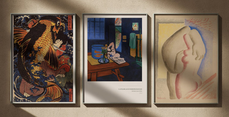 Triptyque Affiches de musée : Saitō Oniwakamaru contre la Carpe Géante, Utagawa Kuniyoshi ; L'Atelier aux Poissons Rouges, Henri Matisse ; Les Amoureux, Mikuláš Galanda. Affiches encadrées, édition Heure d'été