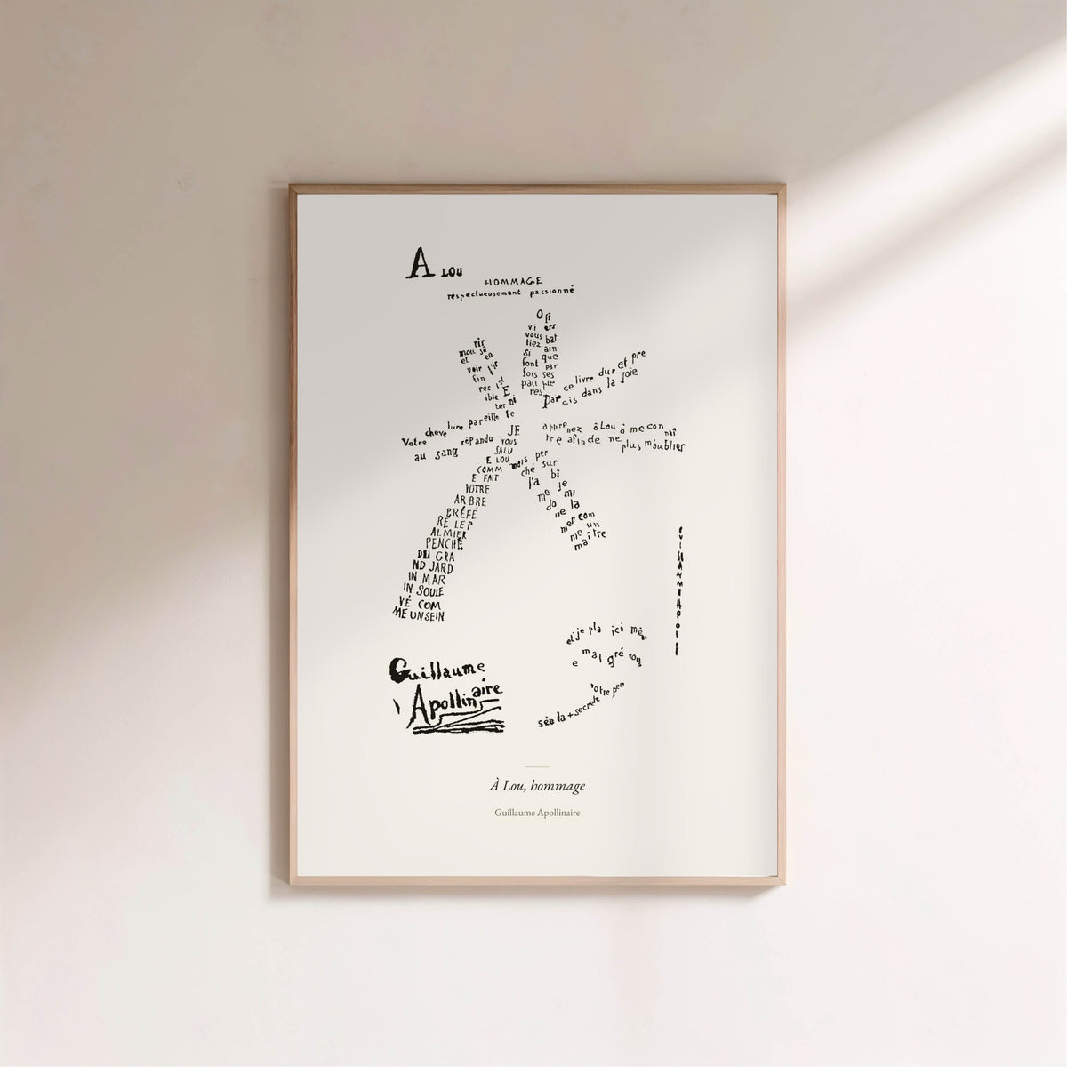 À Lou, hommage - Apollinaire - Affiche Calligramme Étoile, affiche encadrée sur un mur clair