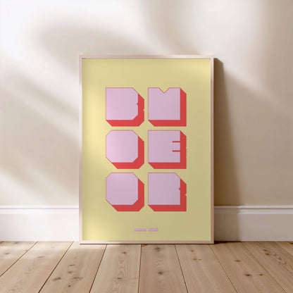 Affiche graphique Boomer, affiche encadrée posée au sol, cadre bois clair