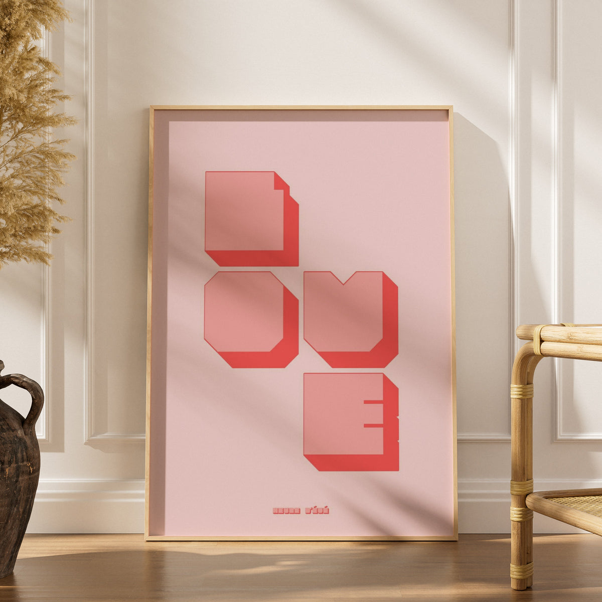 Affiche murale Love, affiche encadrée dans un intérieur élégant, herbes séchées et chaise en rotin