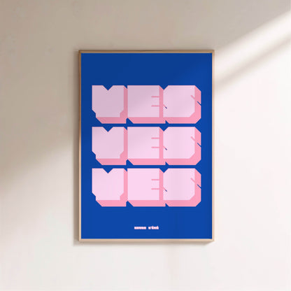 Affiche Yes yes yes, affiche encadrée sur un mur clair