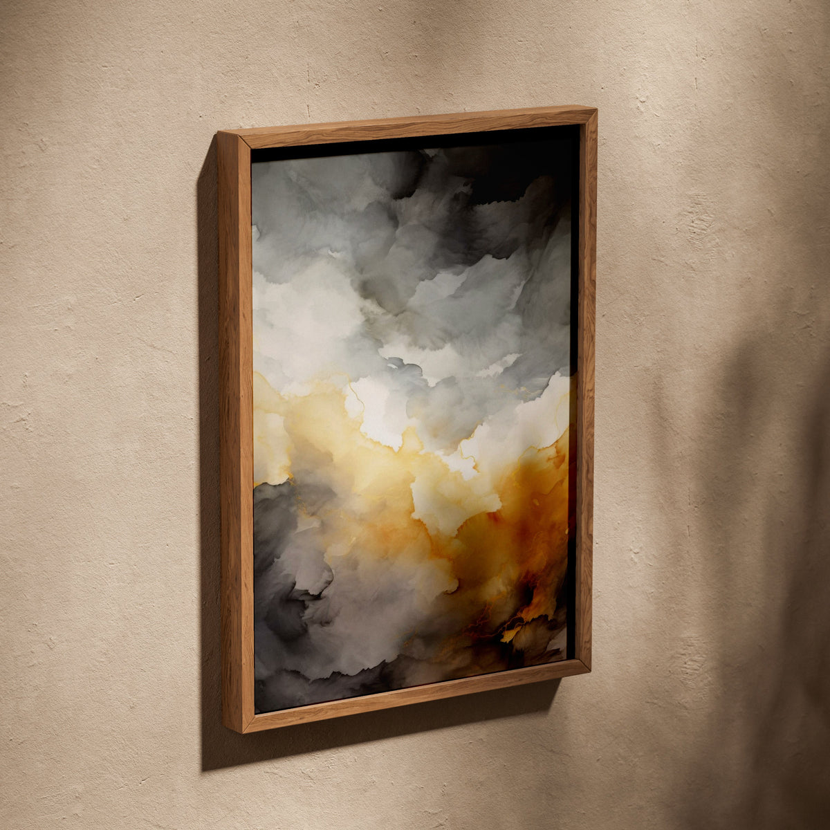 Affiche Watercolor Sunset, affiche dans un cadre en chêne posé de biais sur un mur texturé