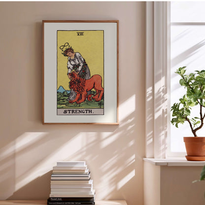 Arcane VIII - La Force (Strength) - Affiche Tarot Rider-Waite-Smith en situation