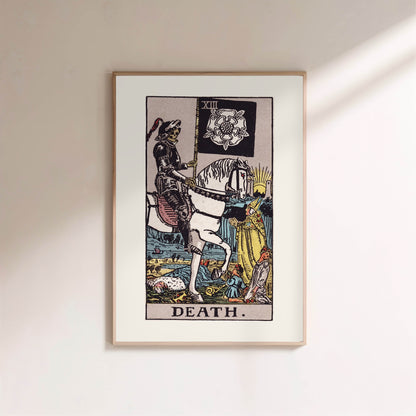 Arcane XIII - La Mort (Death) - Affiche Tarot Rider-Waite-Smith en situation