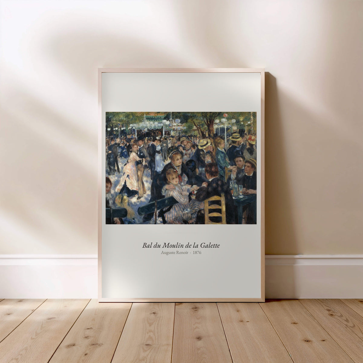 Bal du Moulin de la Galette, Renoir, affiche encadrée posée au sol, cadre bois clair