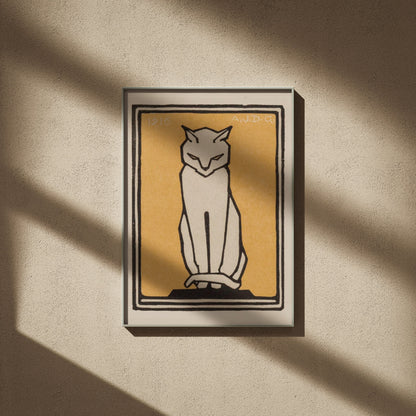 Chat Blanc Fond Jaune - Julie de Graag - Affiche Animaux, affiche encadrée sur un mur beige, ombres de fenêtre