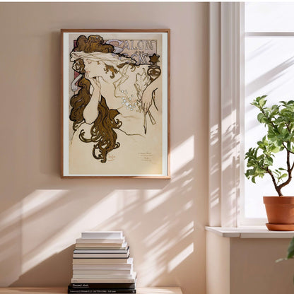 Salon des Cent - Alphonse Mucha - Art Nouveau, affiche encadrée au-dessus d'une pile de livres