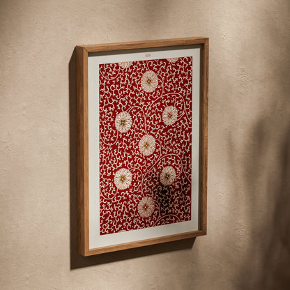 Motif chinois Pl. XLIII - Owen Jones, affiche dans un cadre en chêne posé de biais sur un mur texturé