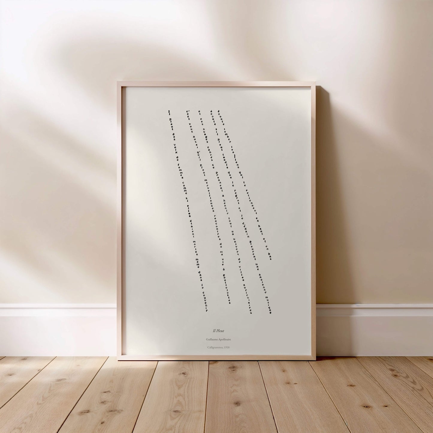 Il Pleut, Guillaume Apollinaire | Calligramme Affiche Premium | Heure d'Été Studio