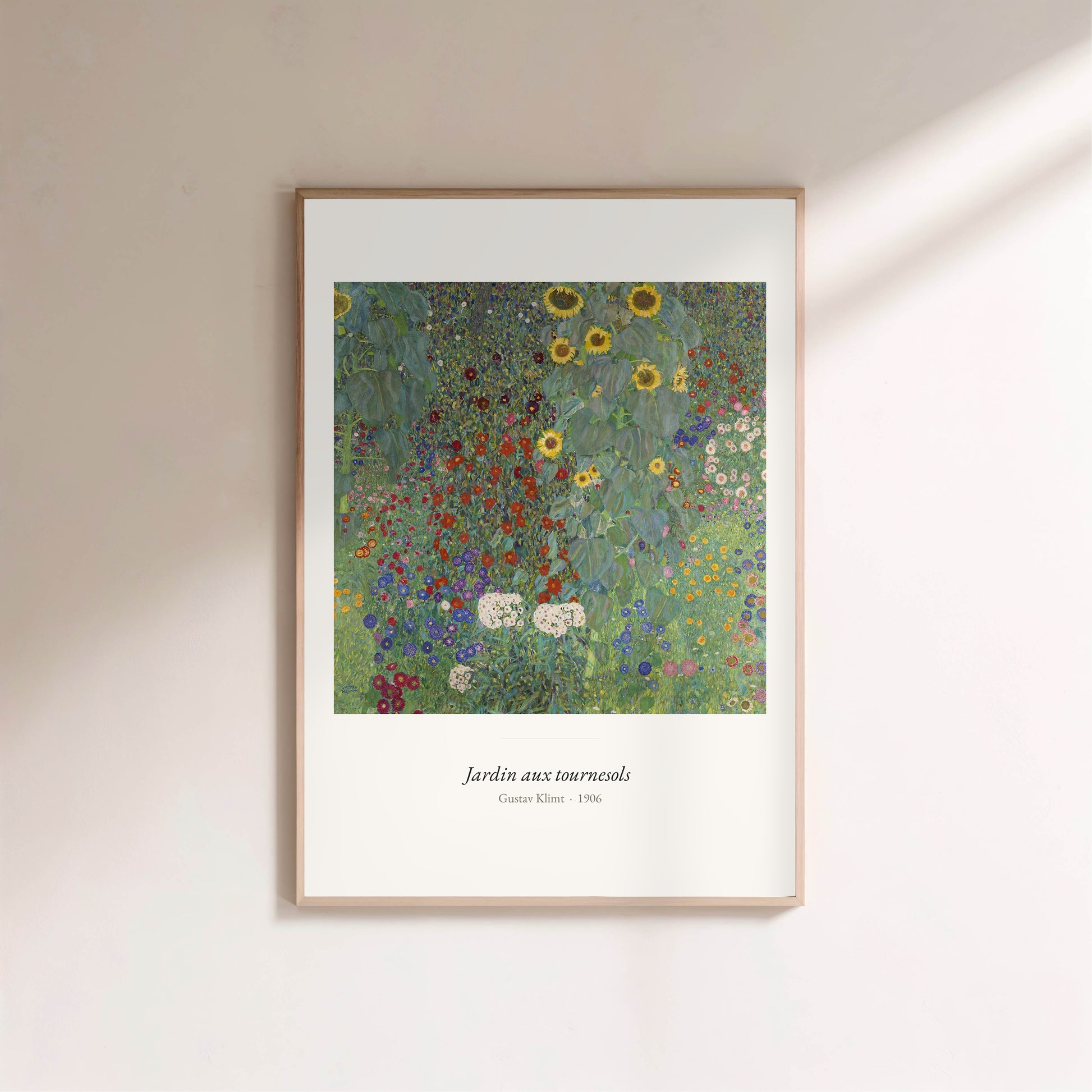 Jardin aux tournesols, Gustav Klimt | Affiche Art Premium en situation