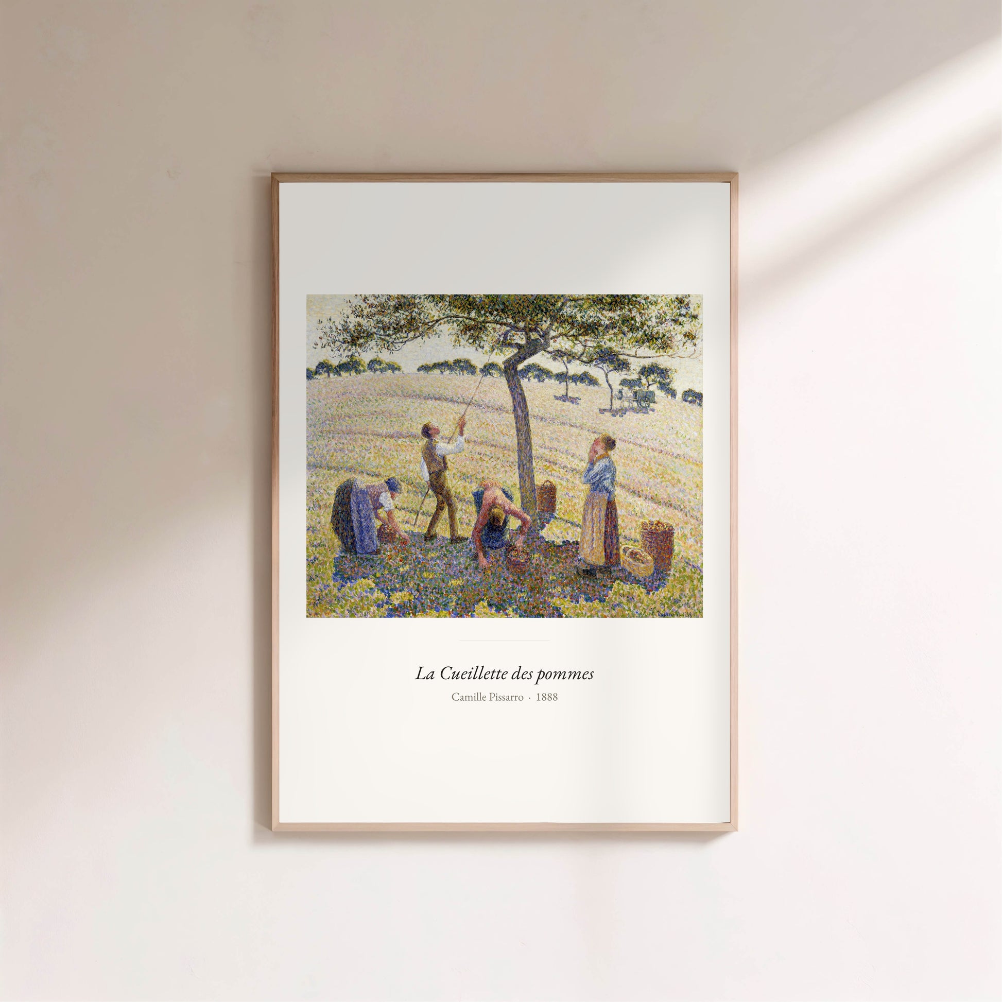 La Cueillette des pommes, Camille Pissarro | Affiche Art Premium en situation