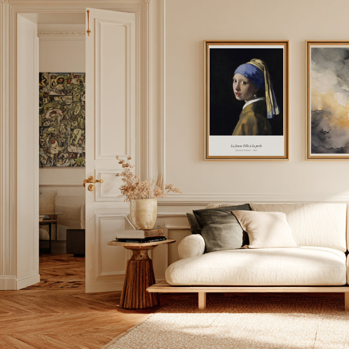 La Jeune Fille à la perle, Vermeer, affiche encadrée dans un salon haussmannien