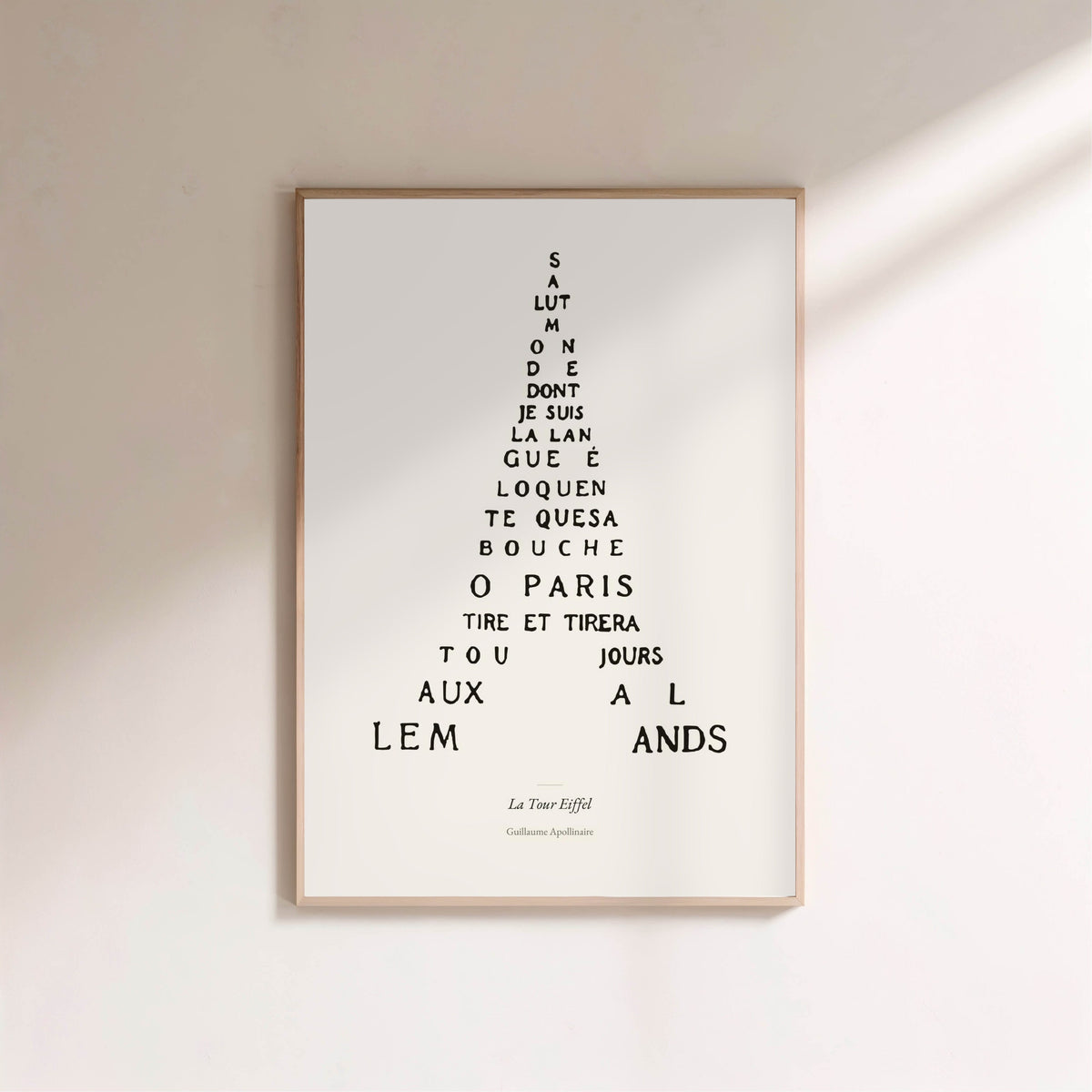 La Tour Eiffel - Apollinaire - Affiche Calligramme Poésie, affiche encadrée sur un mur clair