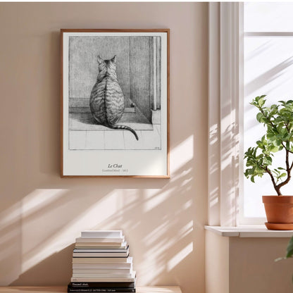 Le Chat, Gottfried Mind | Affiche Art Premium, affiche encadrée au-dessus d'une pile de livres