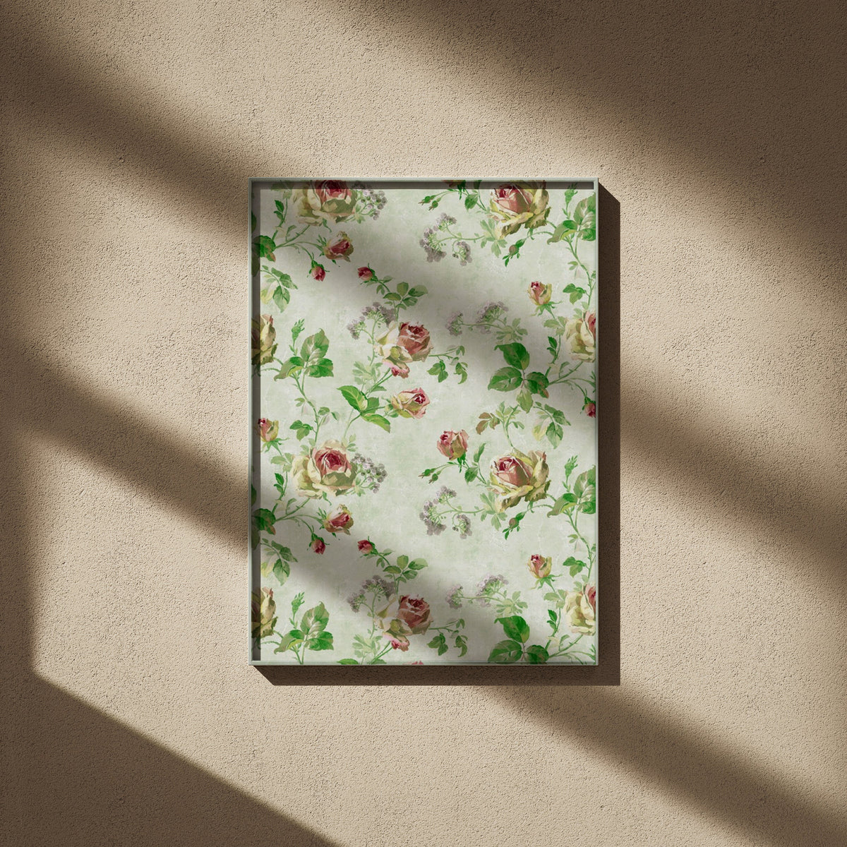 Motif de roses | Affiche Art Botanique Premium, affiche encadrée sur un mur beige, ombres de fenêtre