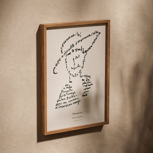 Reconnais-toi - Apollinaire - Affiche Calligramme Poésie, affiche dans un cadre en chêne posé de biais sur un mur texturé