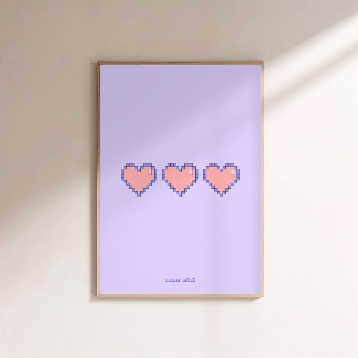 Retro Gaming Pixel Heart | Poster Rétro, affiche encadrée sur un mur clair