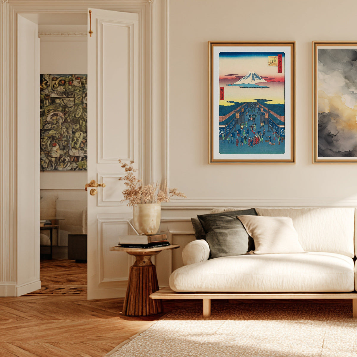 Rue Suruga, Edo - Estampe Japonaise, affiche encadrée dans un salon haussmannien
