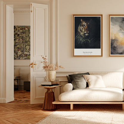 Tigre dans les herbes, Abbott H. Thayer, affiche encadrée dans un salon haussmannien
